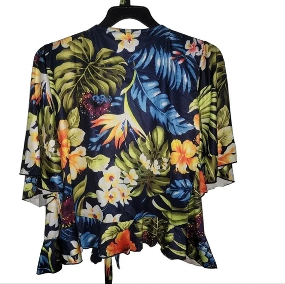 SHORTS & shirt set - Picture 3 of 5